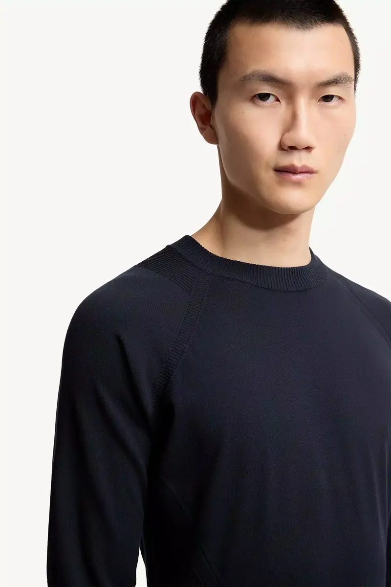 Moncler Grenoble Logo Sweater | Thumbnail 7 Moncler Grenoble Logo Sweater | Thumbnail 7