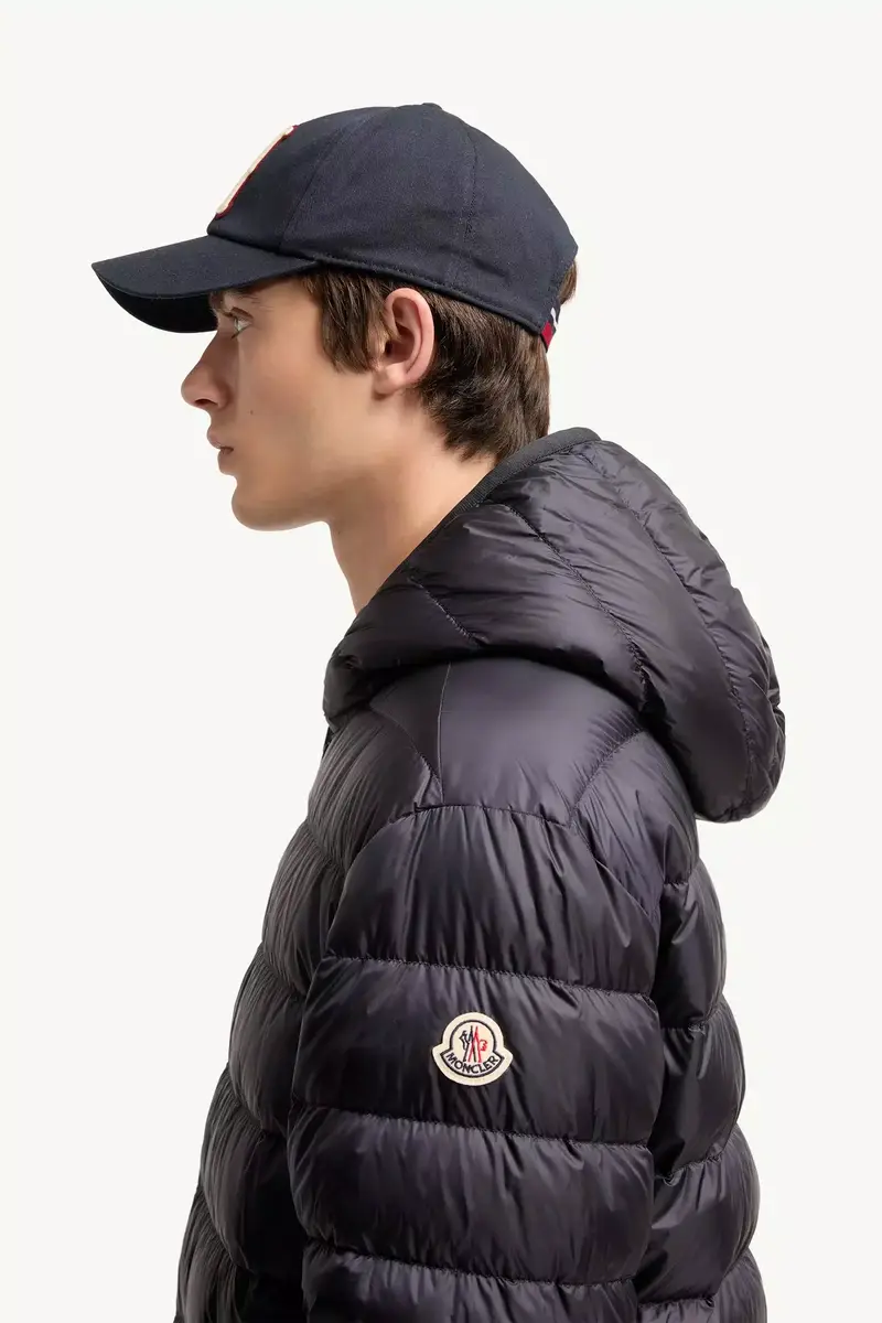 Moncler Ceze Reversible Hooded Short Jacket | Thumbnail 4 Moncler Ceze Reversible Hooded Short Jacket | Thumbnail 4