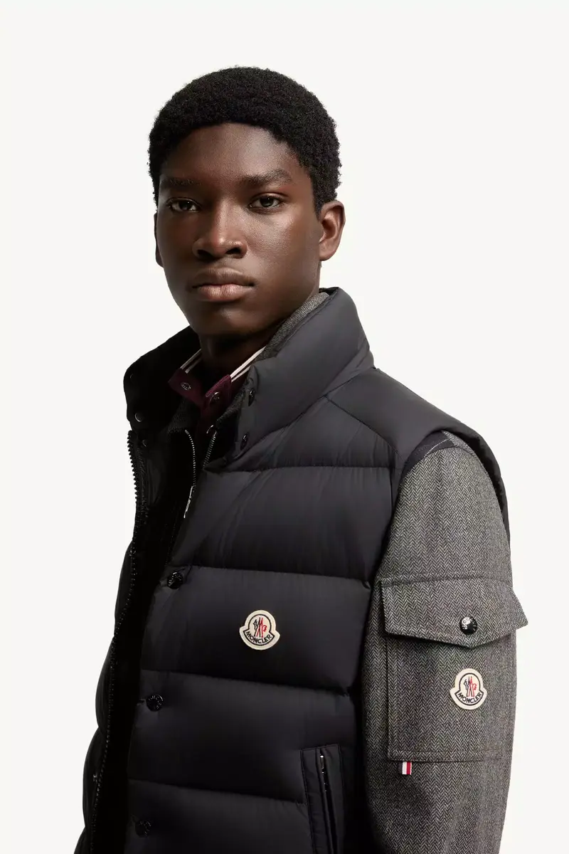 Moncler Tibb Down Vest | Thumbnail 4
