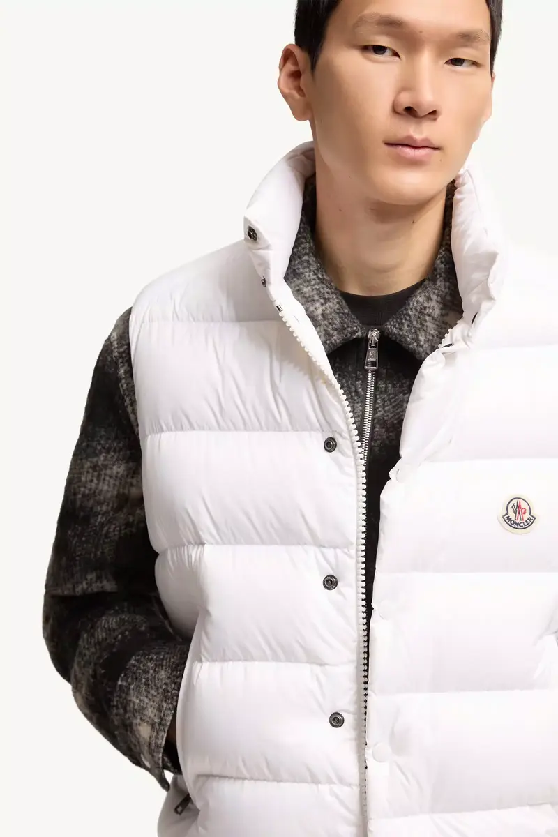Moncler Tibb Down Vest | Thumbnail 7