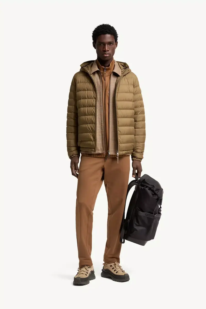 Moncler Solienn Hooded Short Down Jacket | Thumbnail 3