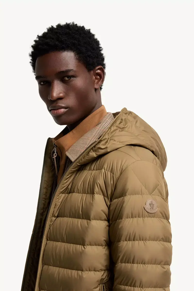 Moncler Solienn Hooded Short Down Jacket | Thumbnail 4