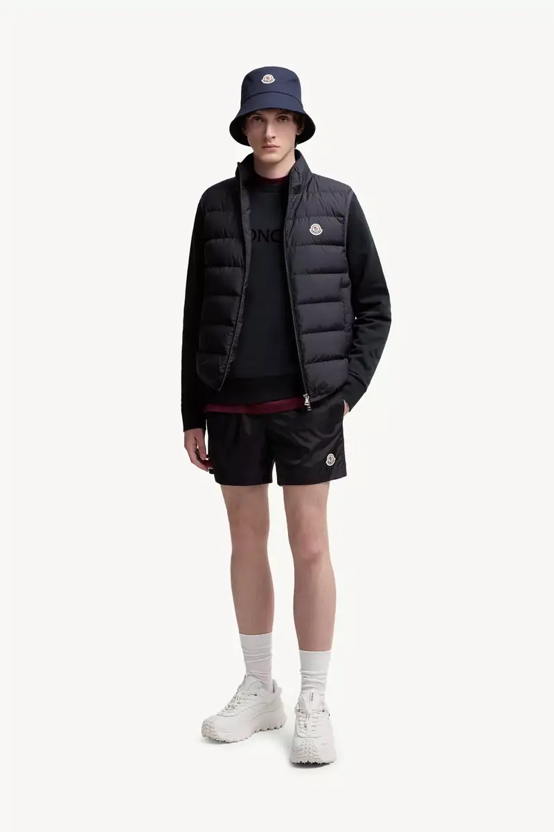 Moncler Contrin Down Vest | Thumbnail 3