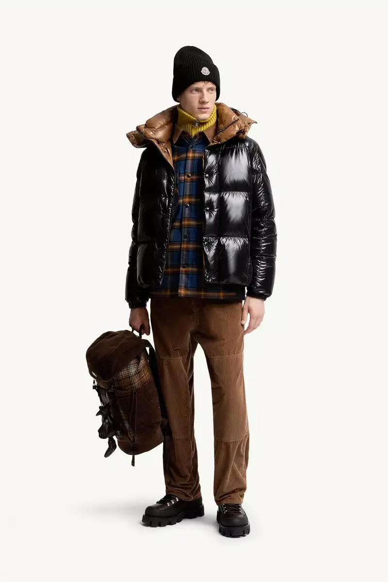 Moncler Parana Hooded Short Down Jacket | Thumbnail 3
