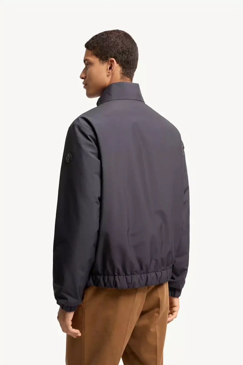 Moncler Luserna Short Down Jacket | Thumbnail 6