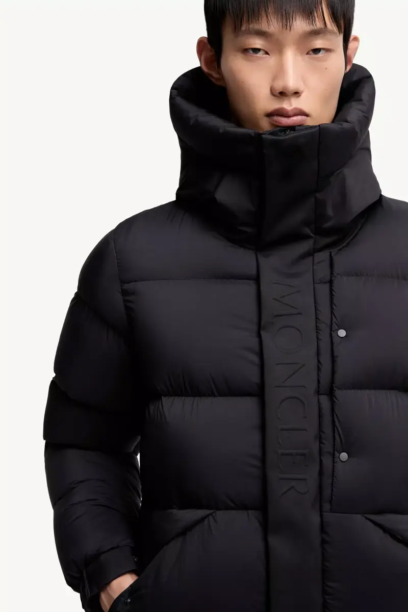 Moncler Madeira Hooded Short Down Jacket | Thumbnail 8