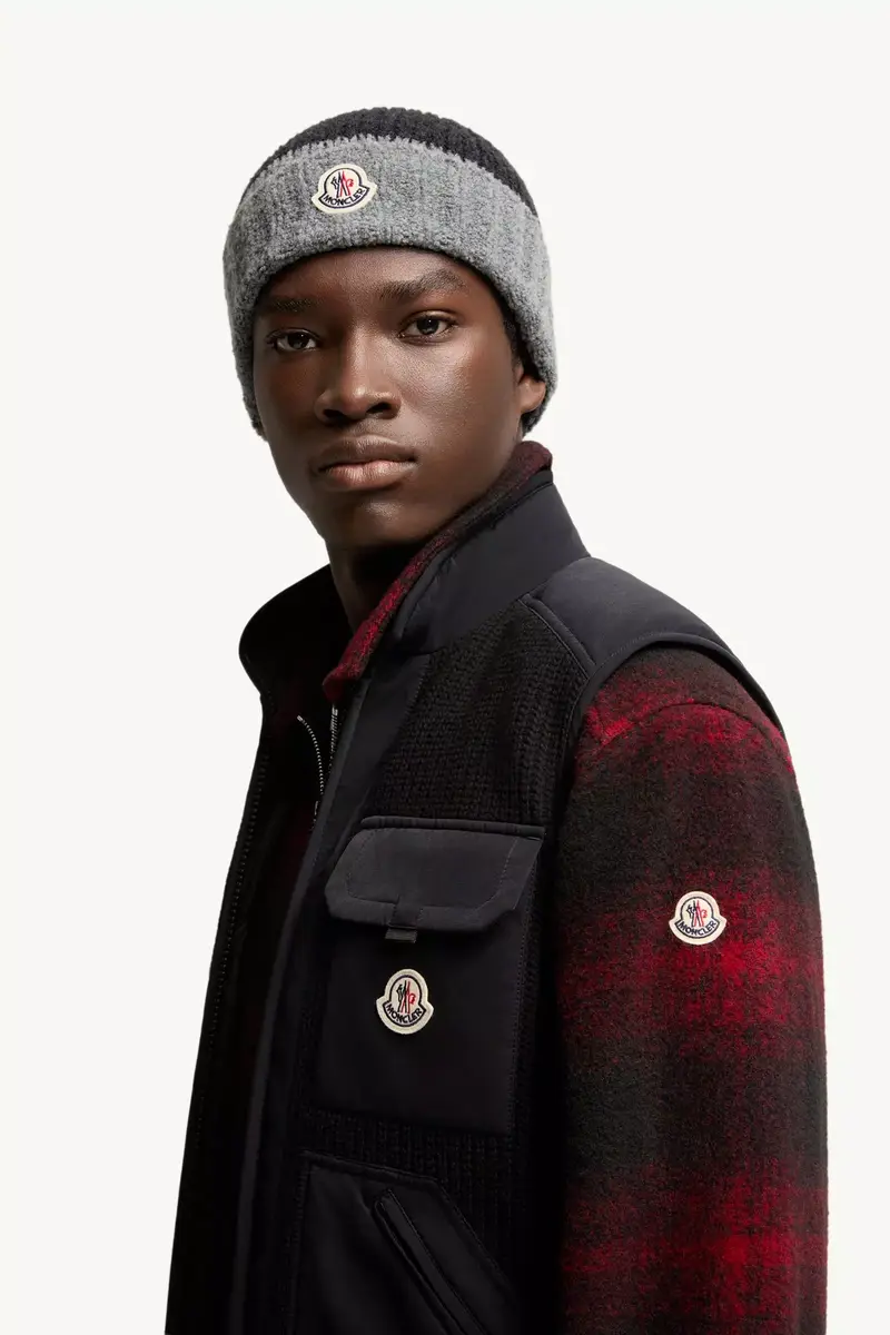 Moncler Lenevra Down Vest | Thumbnail 4