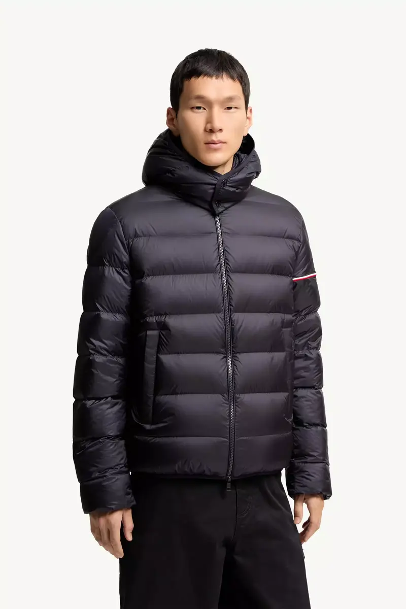 Moncler Ravenlock Hooded Short Down Jacket | Thumbnail 5