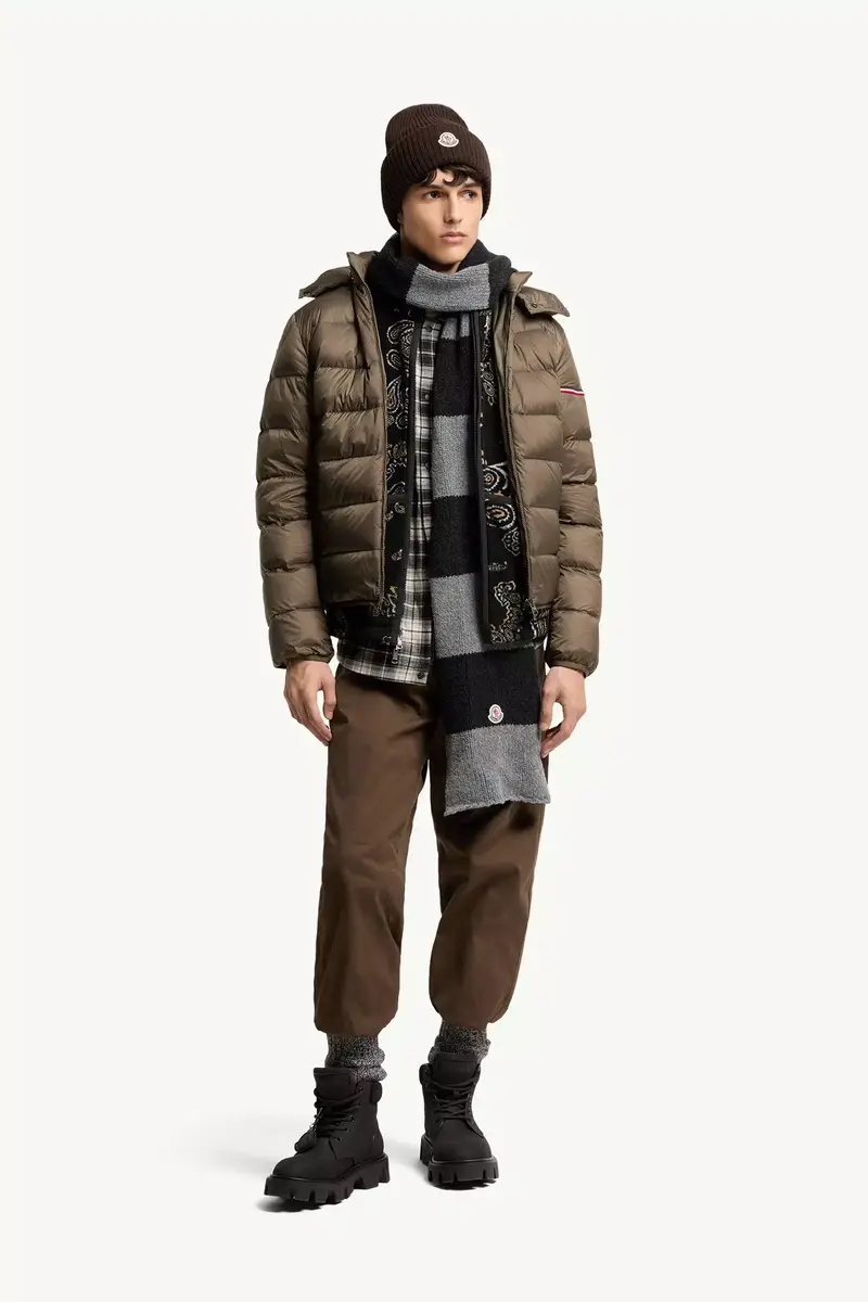 Moncler Ravenlock Hooded Short Down Jacket | Thumbnail 3