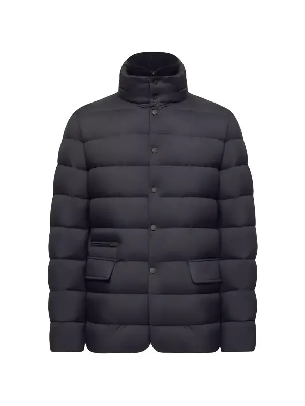 Elarune Hooded Short Down Jacket Elarune Hooded Short Down Jacket