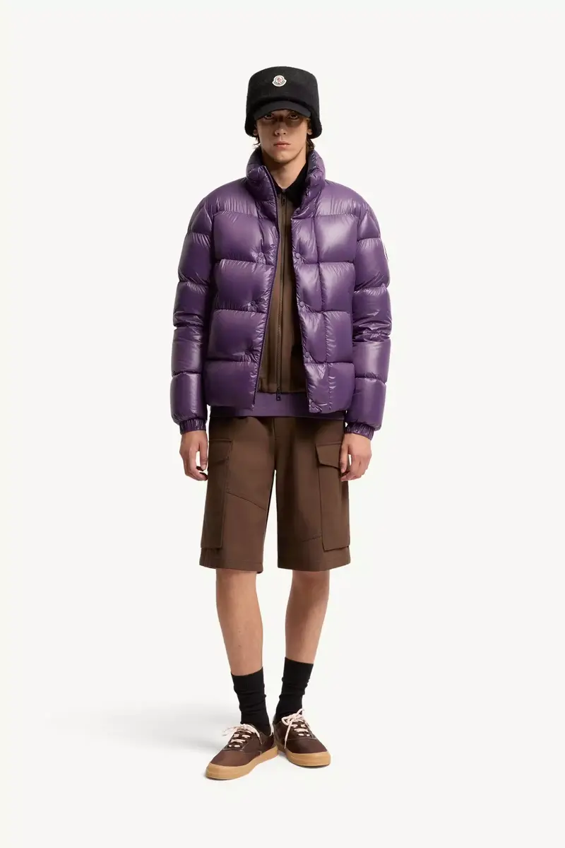 Moncler Bendola Laqué Short Down Jacket | Thumbnail 3