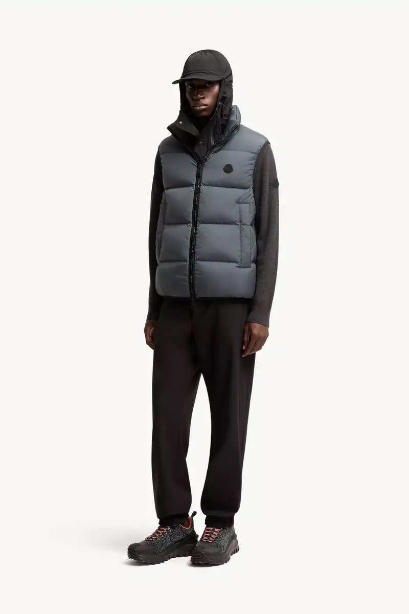 Moncler Gabas Down Vest | Thumbnail 3