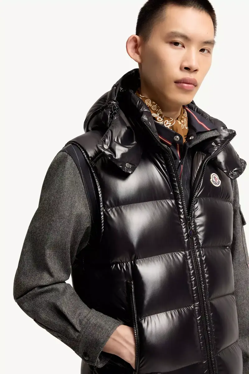 Moncler Bormes Hooded Down Vest | Thumbnail 7