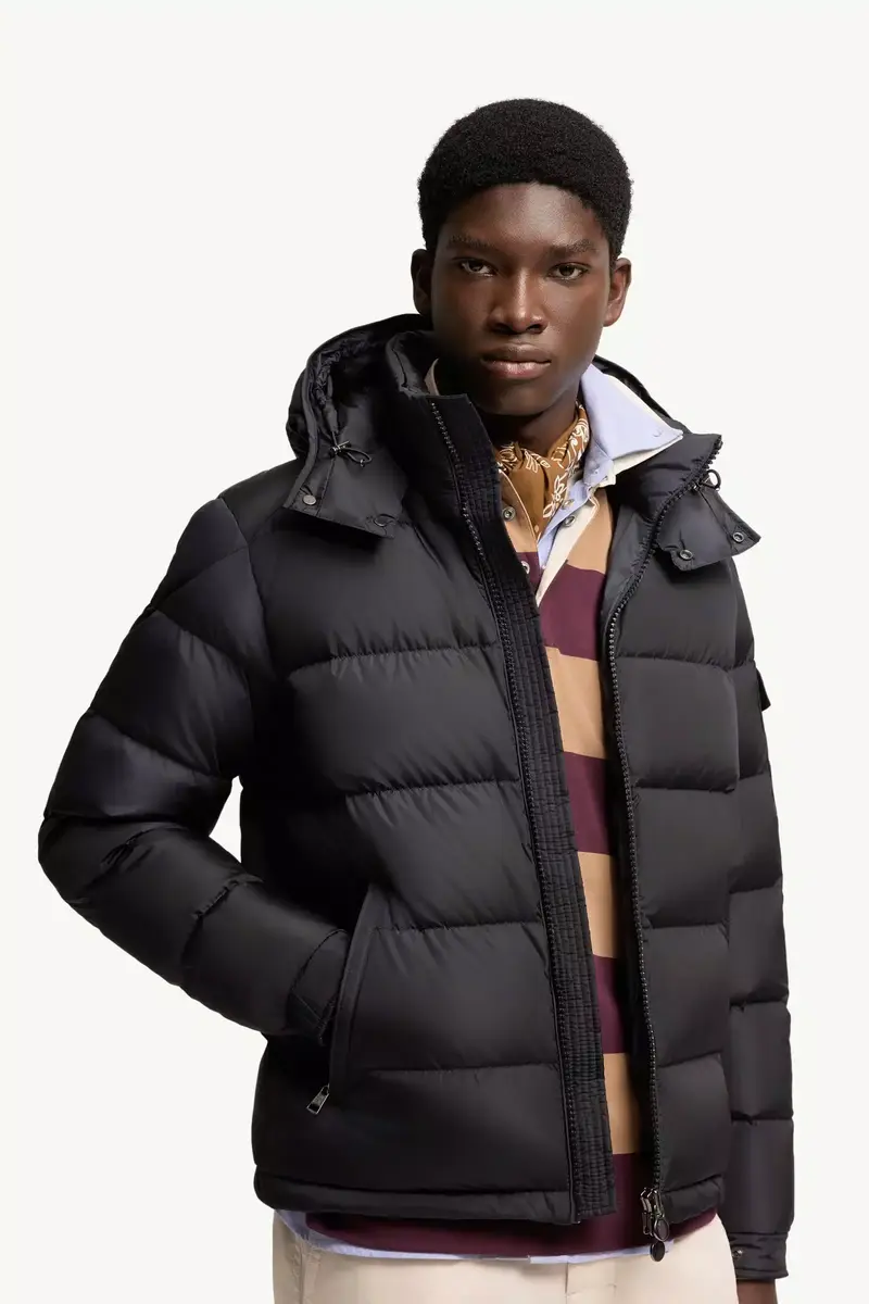 Moncler Maya Matte Short Down Jacket | Thumbnail 7
