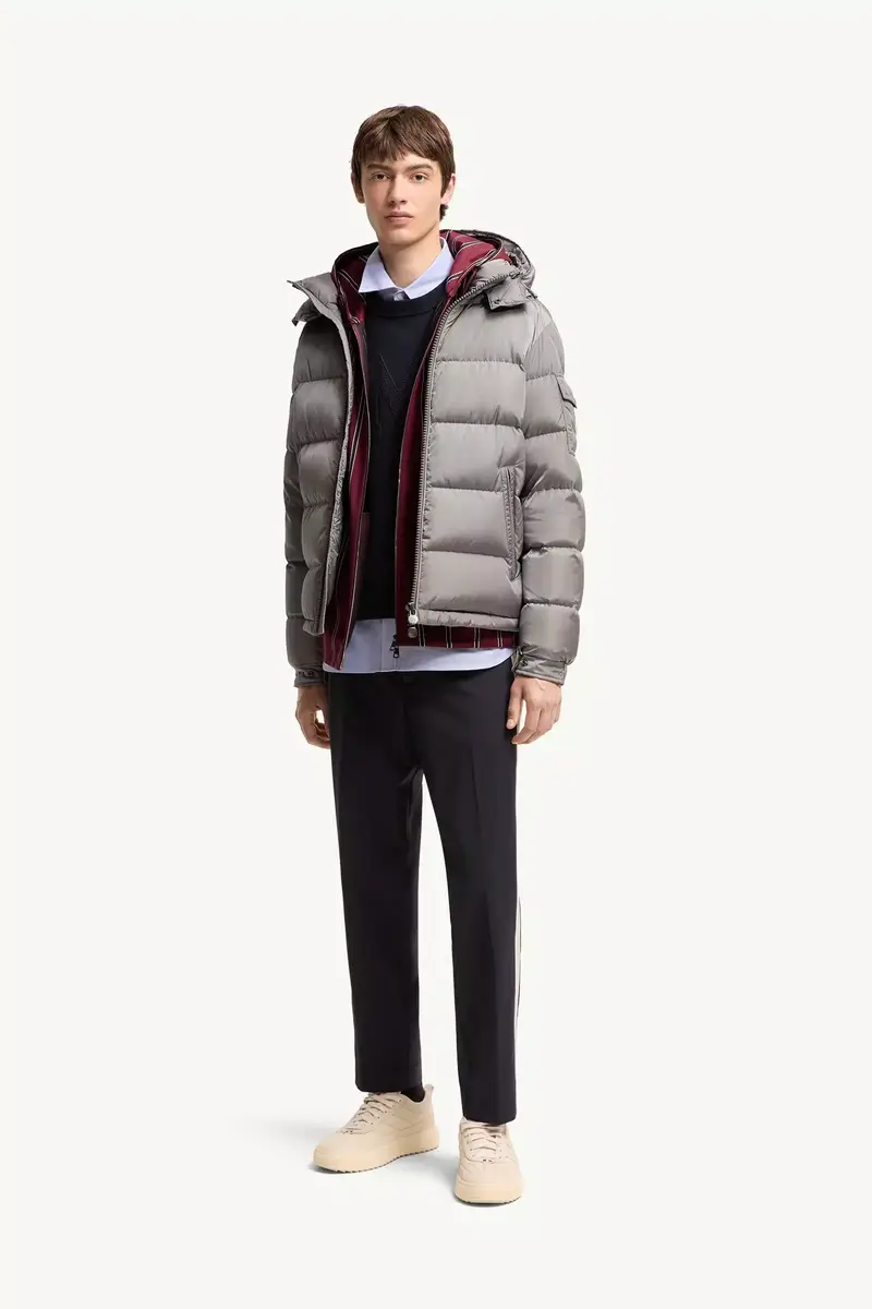 Moncler Maya Matte Short Down Jacket | Thumbnail 3
