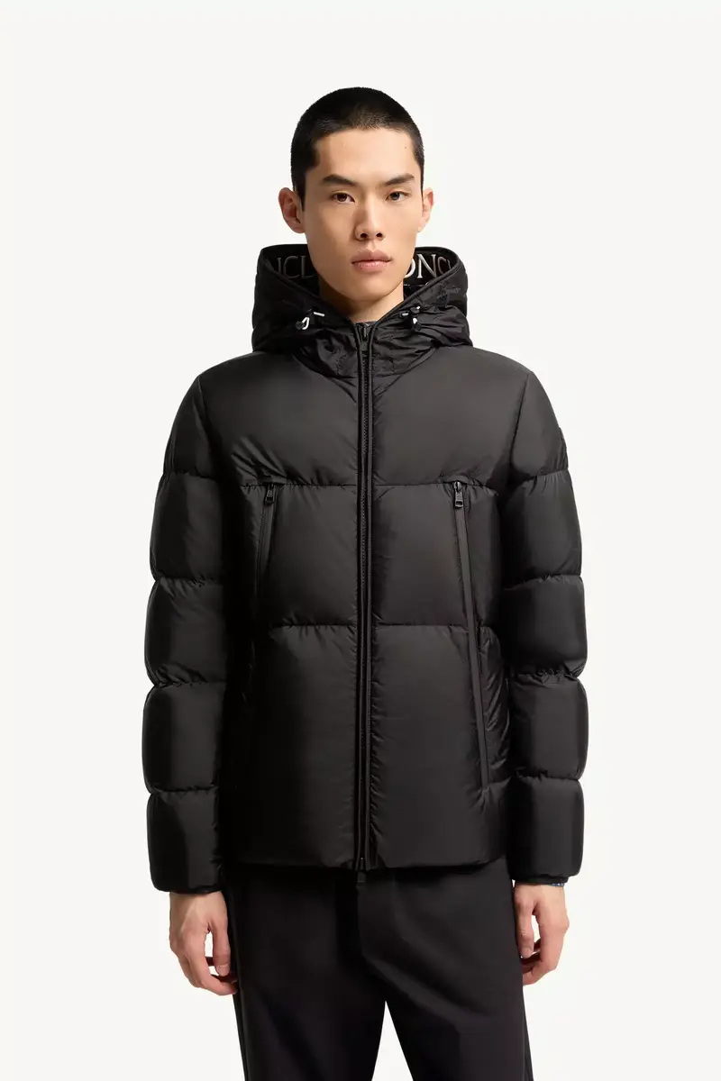 Moncler Montcla Hooded Short Down Jacket | Thumbnail 5