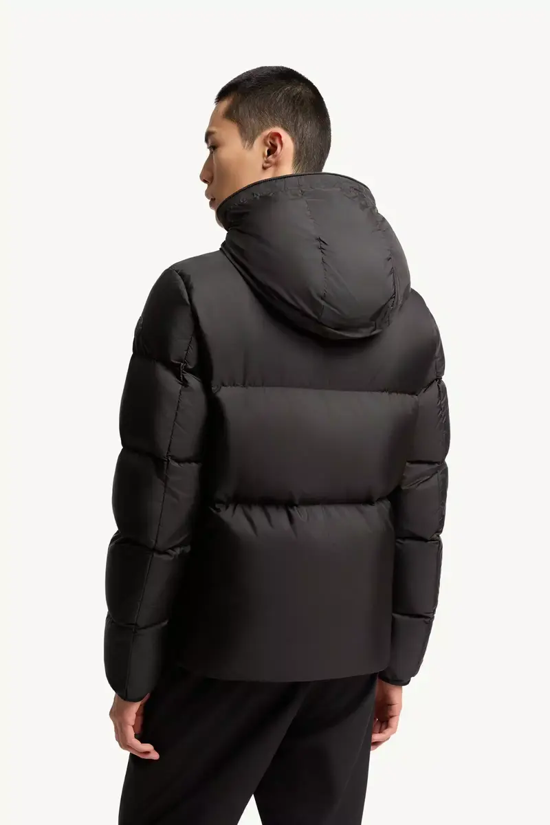 Moncler Montcla Hooded Short Down Jacket | Thumbnail 6