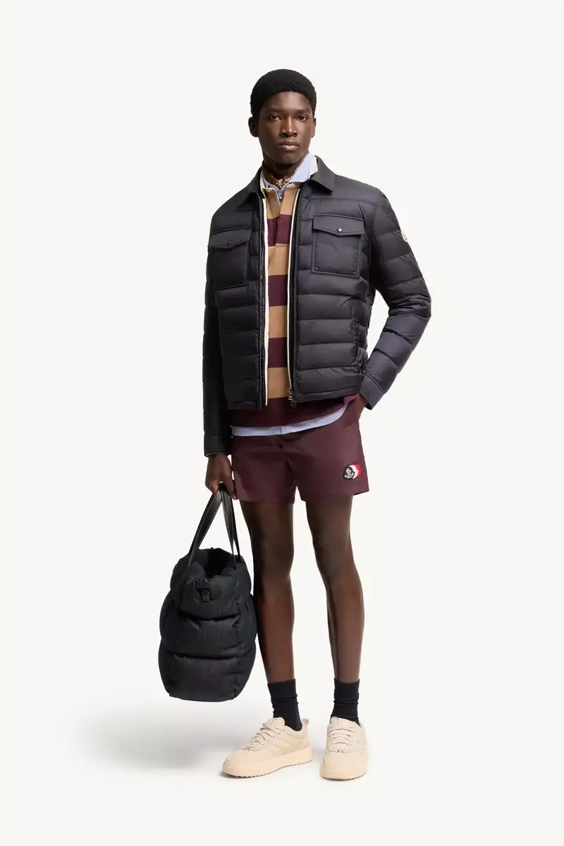 Moncler Logo Swim Shorts | Thumbnail 3
