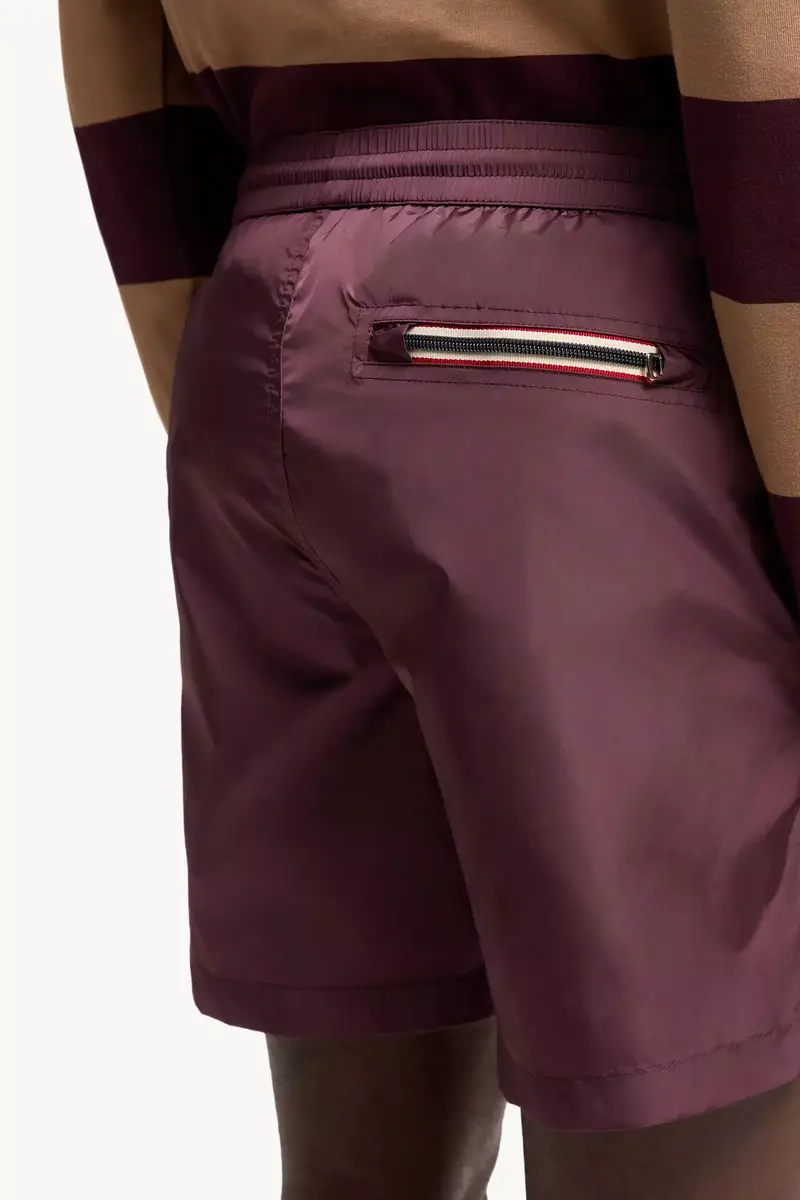 Moncler Logo Swim Shorts | Thumbnail 7