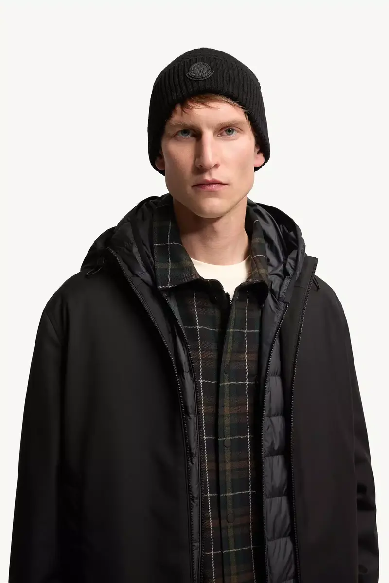 Moncler Cashmere Blend Beanie | Thumbnail 3 Moncler Cashmere Blend Beanie | Thumbnail 3