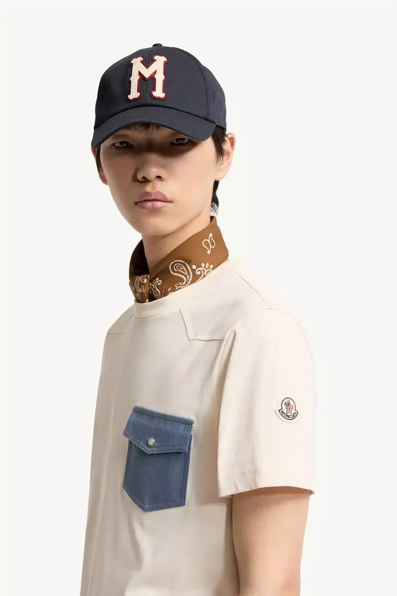 Moncler Cotton Jersey T-shirt With Denim Pocket | Thumbnail 3 Moncler Cotton Jersey T-shirt With Denim Pocket | Thumbnail 3
