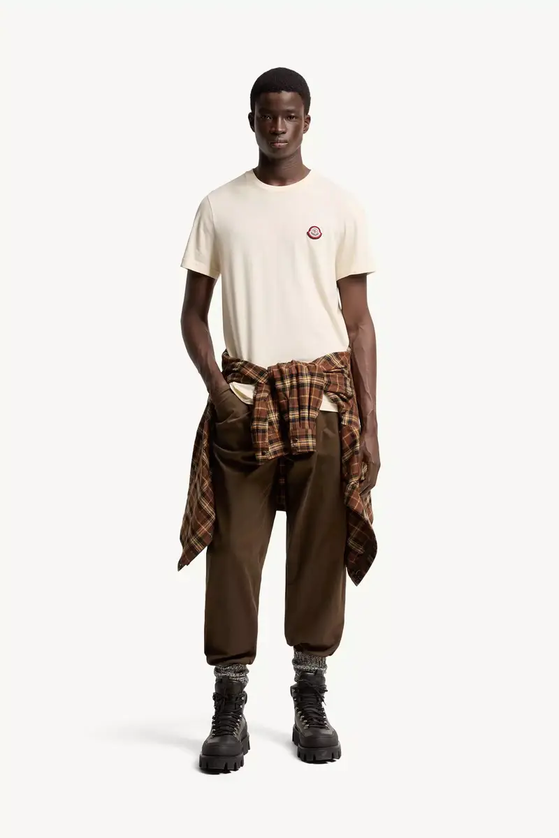 Moncler Logo Cotton Jersey T-shirt | Thumbnail 3 Moncler Logo Cotton Jersey T-shirt | Thumbnail 3