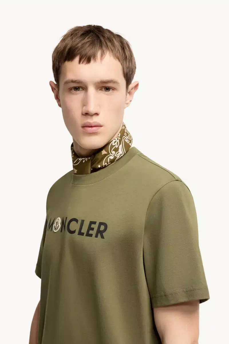 Moncler Logo Cotton T-shirt | Thumbnail 4