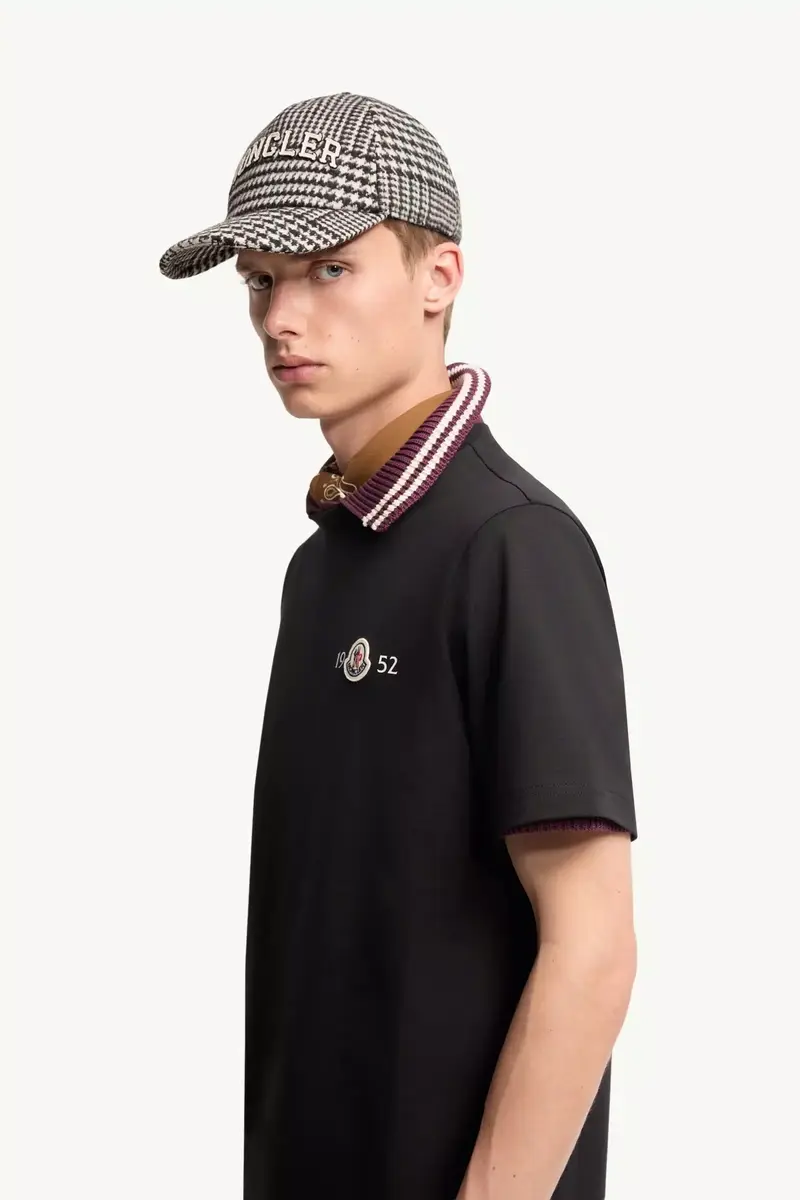 Moncler Logo Cotton T-shirt | Thumbnail 3 Moncler Logo Cotton T-shirt | Thumbnail 3