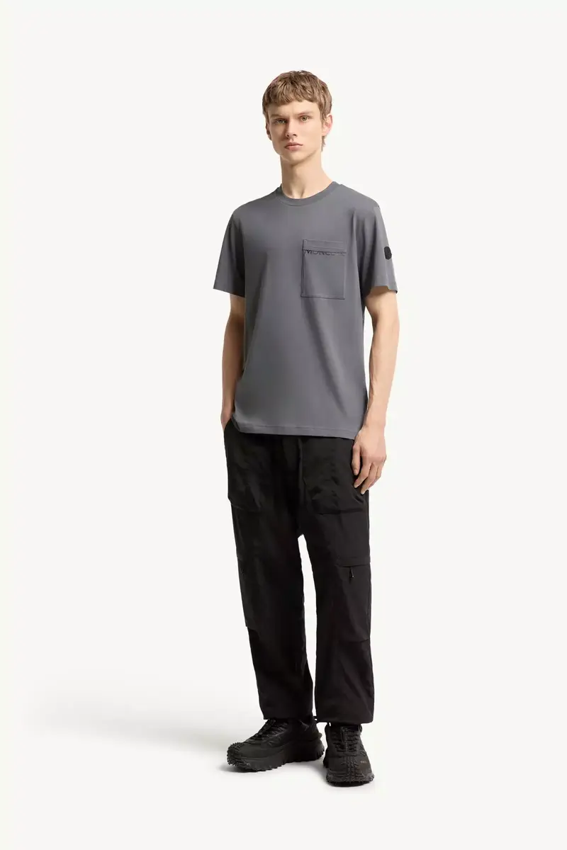 Moncler Logo Cotton Jersey T-shirt | Thumbnail 3 Moncler Logo Cotton Jersey T-shirt | Thumbnail 3