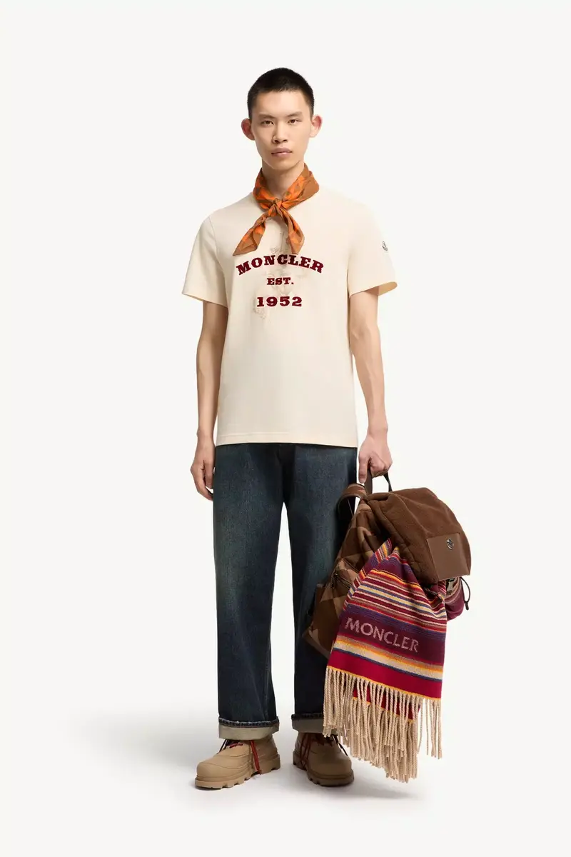 Moncler Horse Print Cotton Jersey T-shirt | Thumbnail 3