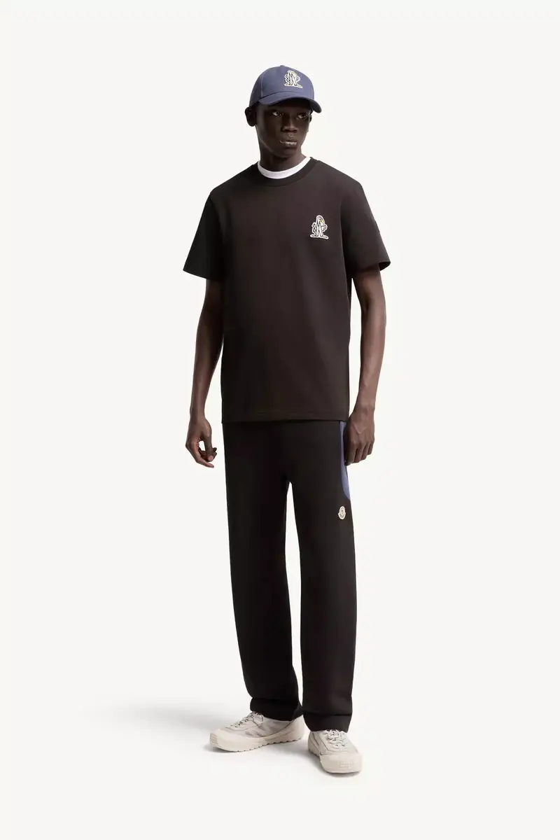Moncler Logo Cotton T-shirt | Thumbnail 2 Moncler Logo Cotton T-shirt | Thumbnail 2