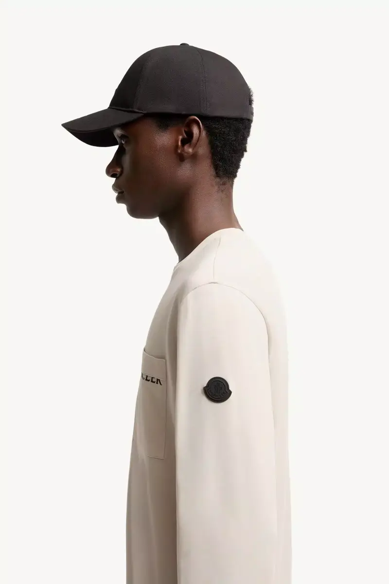 Moncler Logo Cotton Long Sleeve T-shirt | Thumbnail 3 Moncler Logo Cotton Long Sleeve T-shirt | Thumbnail 3