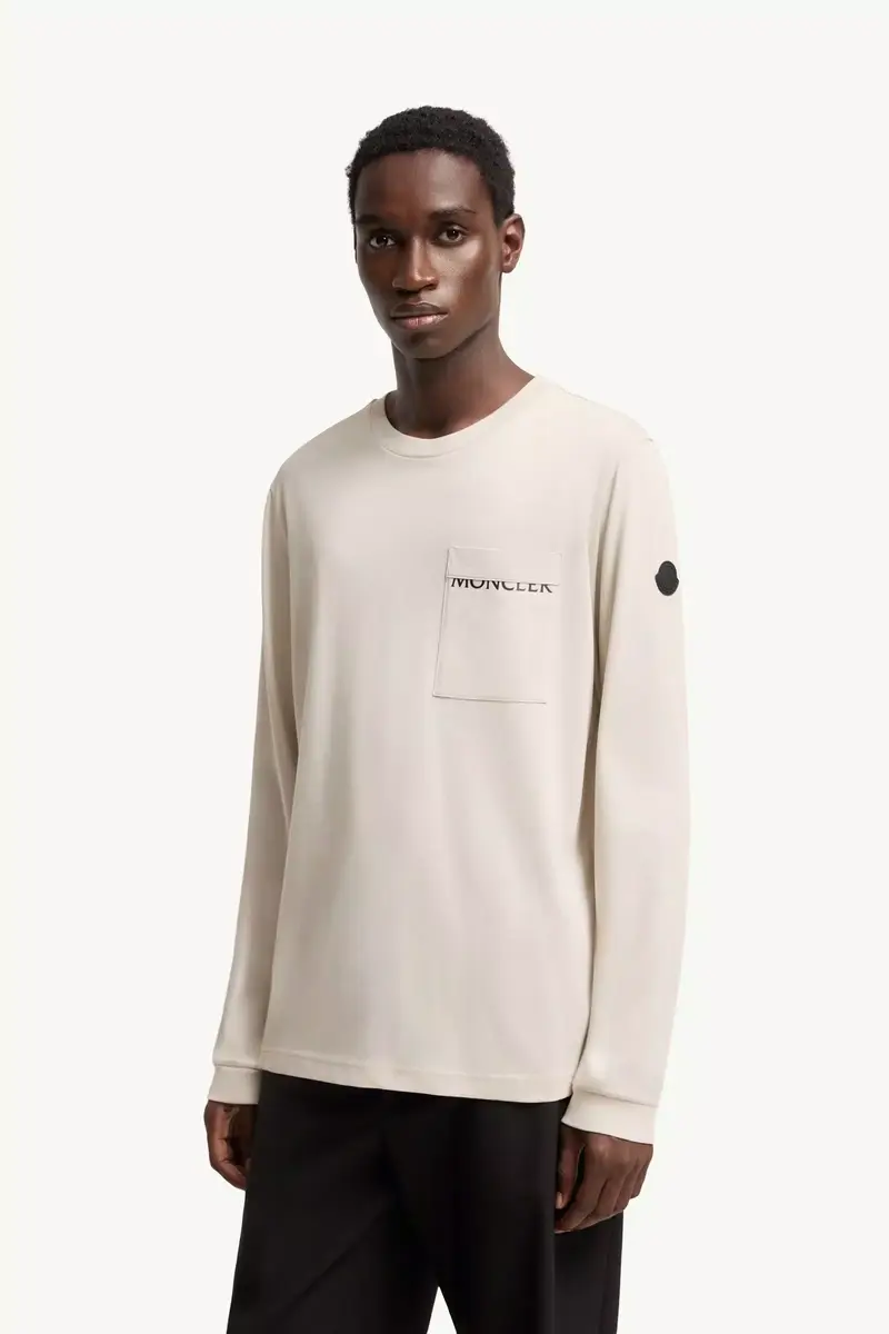 Moncler Logo Cotton Long Sleeve T-shirt | Thumbnail 4 Moncler Logo Cotton Long Sleeve T-shirt | Thumbnail 4