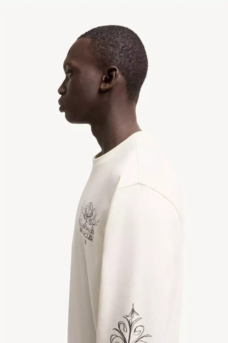 Moncler Logo Motif Cotton Long Sleeve T-shirt | Thumbnail 4 Moncler Logo Motif Cotton Long Sleeve T-shirt | Thumbnail 4