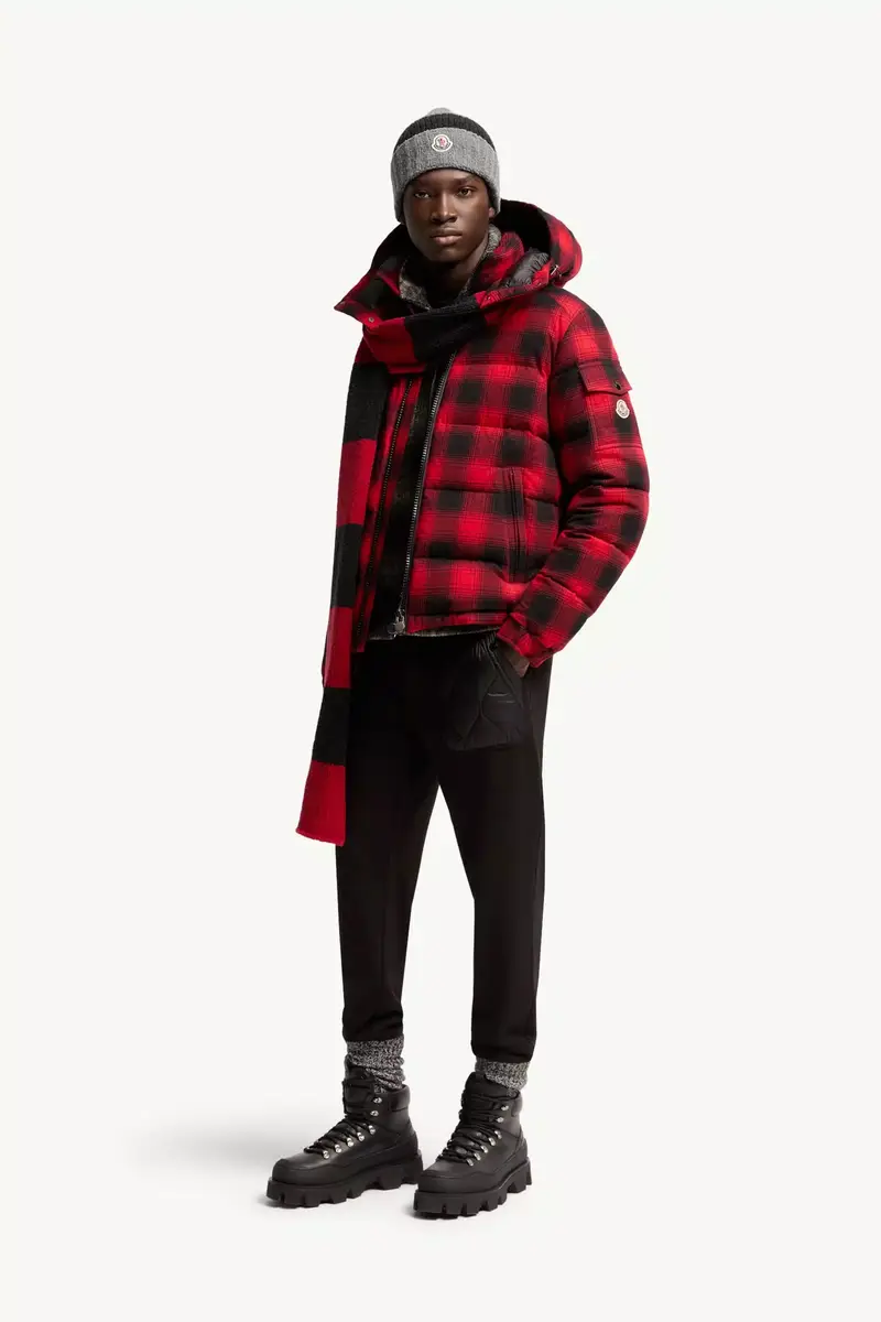 Moncler Cotton Blend Sweatpants | Thumbnail 3 Moncler Cotton Blend Sweatpants | Thumbnail 3