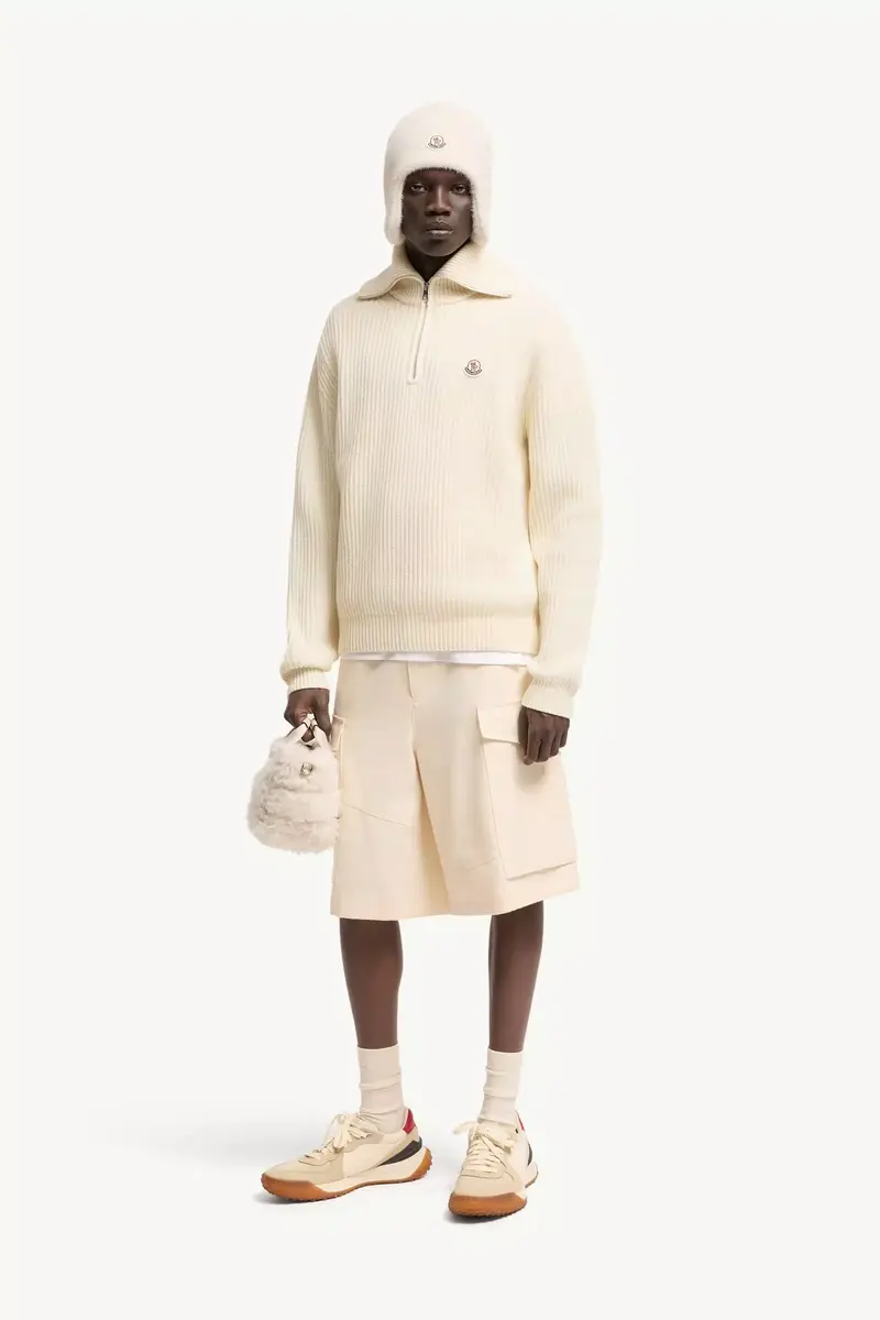 Moncler Logo Rib Wool Turtleneck | Thumbnail 3