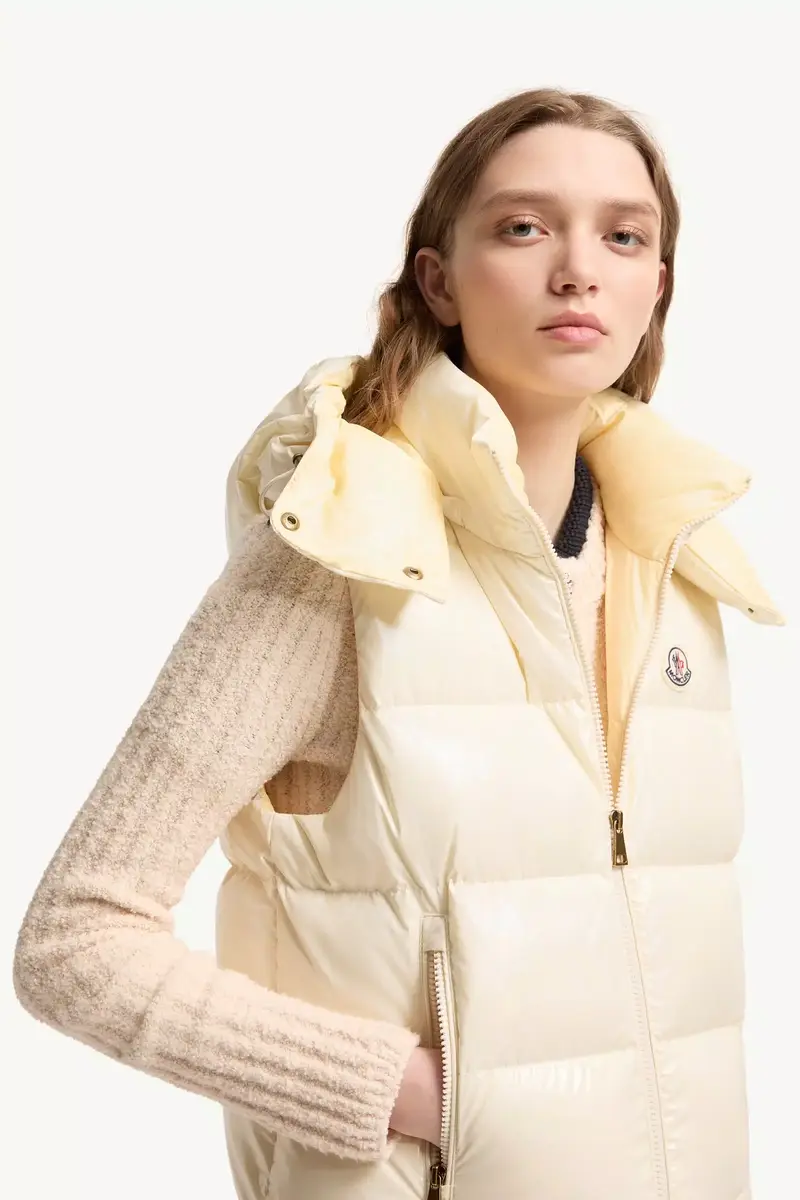 Moncler Niverolle Short Down Vest | Thumbnail 7 Moncler Niverolle Short Down Vest | Thumbnail 7