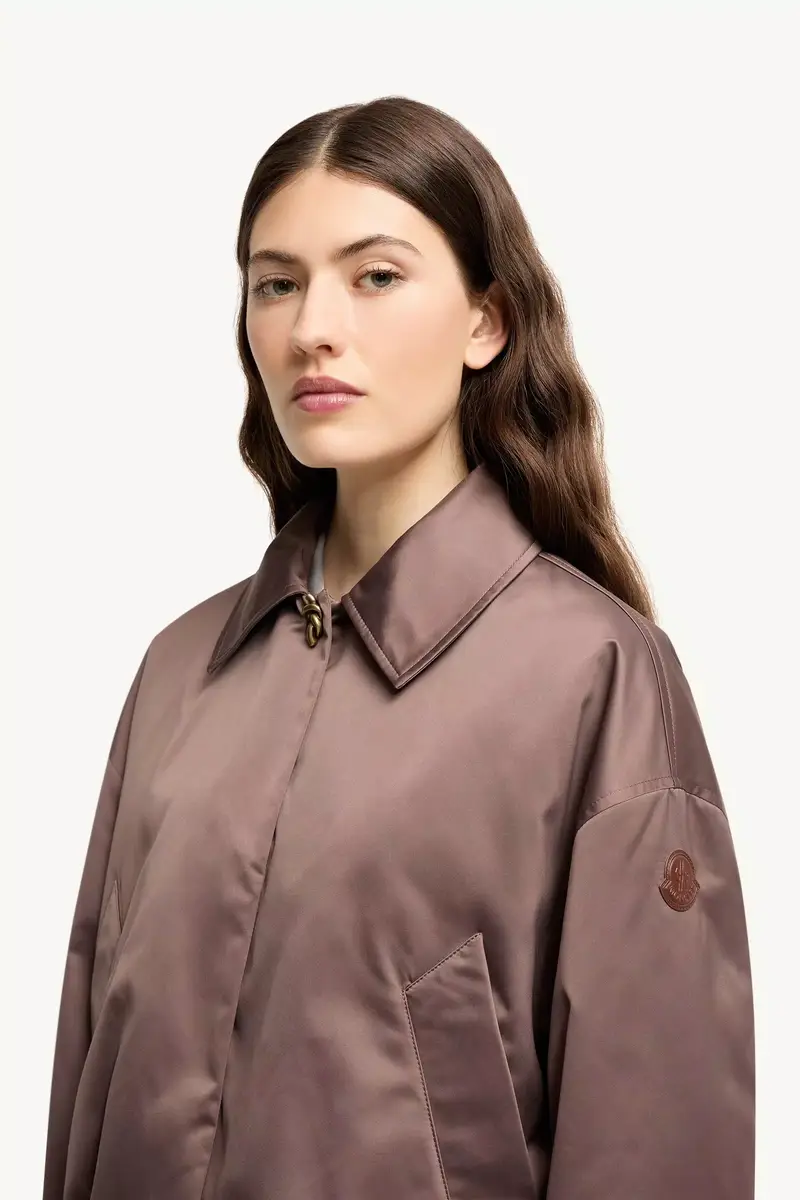 Moncler Chevreuil Duchesse Short Down Jacket | Thumbnail 4 Moncler Chevreuil Duchesse Short Down Jacket | Thumbnail 4