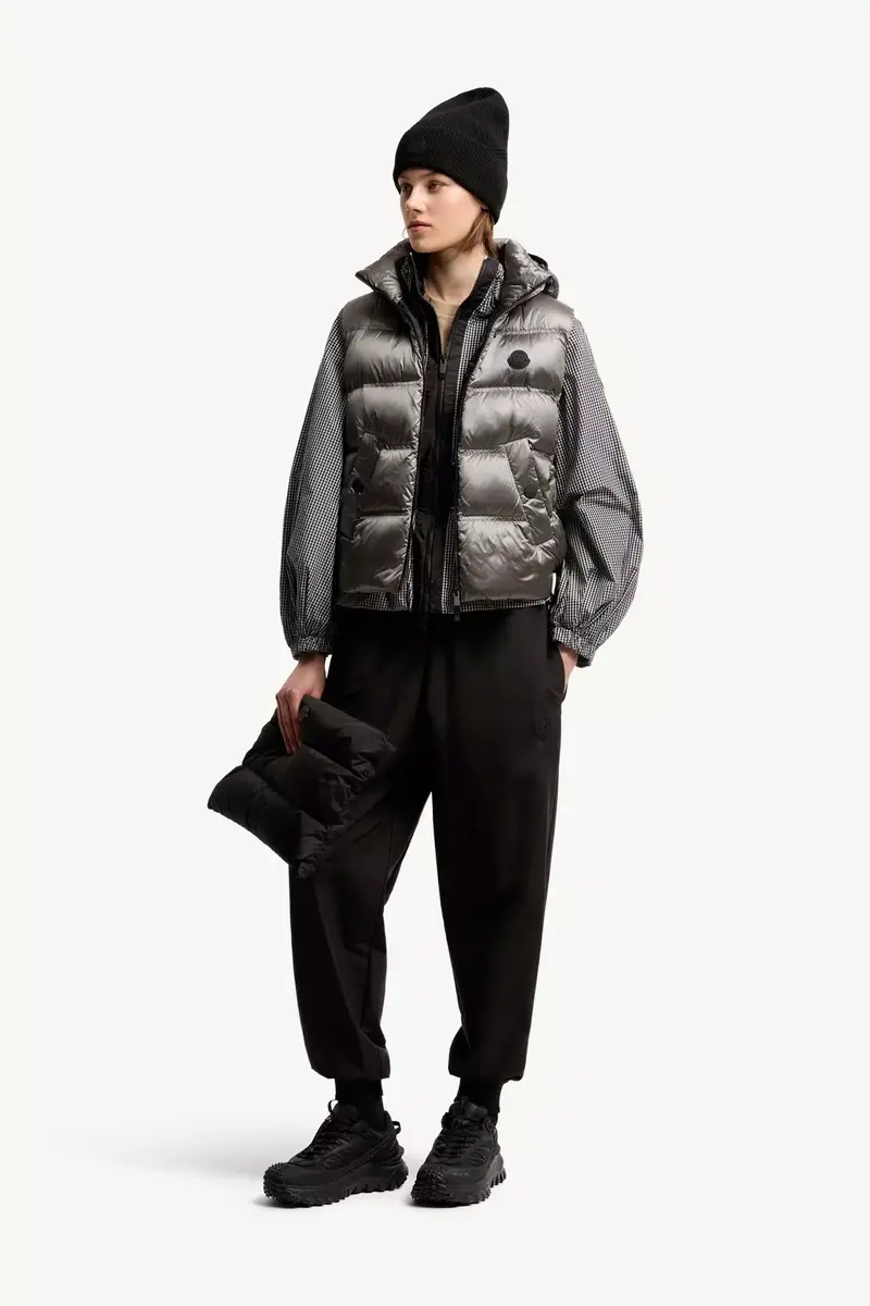 Moncler Fluidite Hooded Down Vest | Thumbnail 3