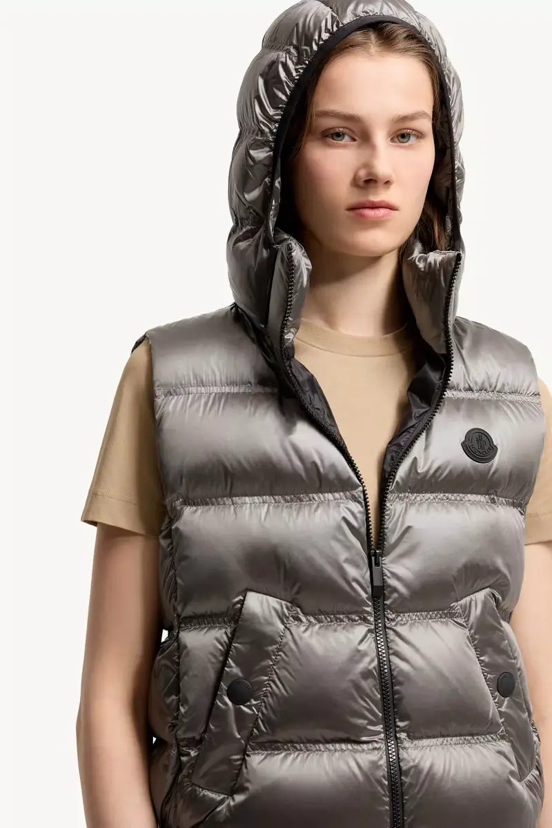 Moncler Fluidite Hooded Down Vest | Thumbnail 7