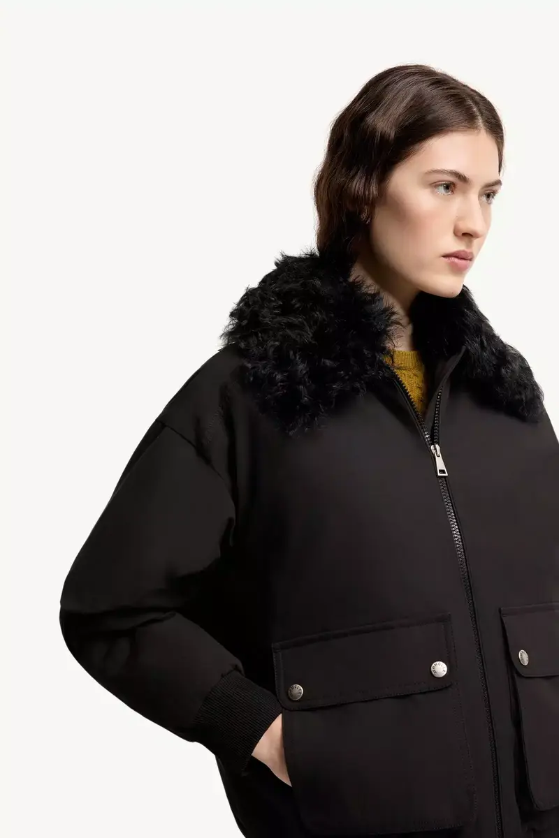 Moncler Rougequeue Short Down Jacket | Thumbnail 7