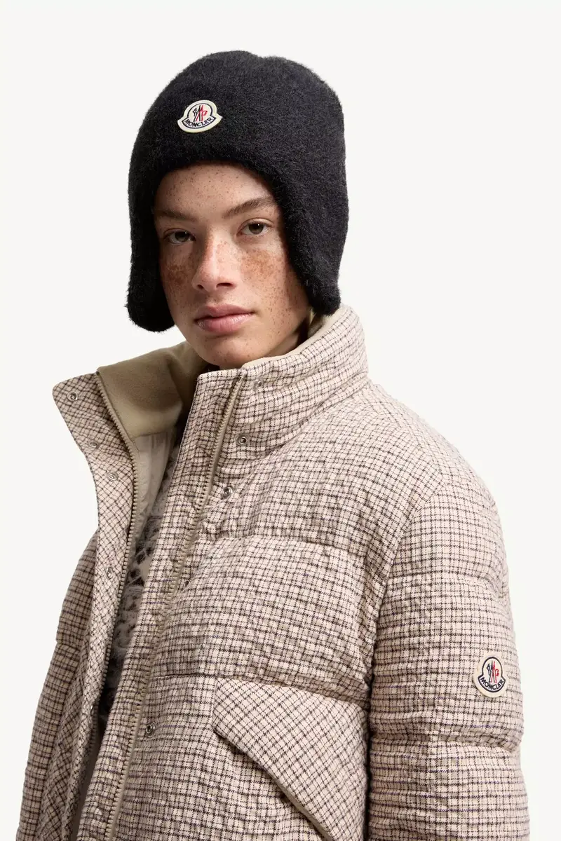 Moncler Cloante Short Down Jacket | Thumbnail 4