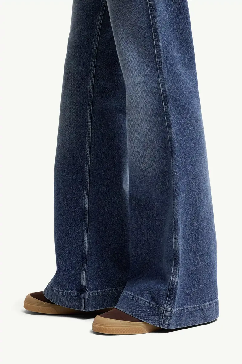 Moncler Wide Leg Denim Jeans | Thumbnail 4 Moncler Wide Leg Denim Jeans | Thumbnail 4
