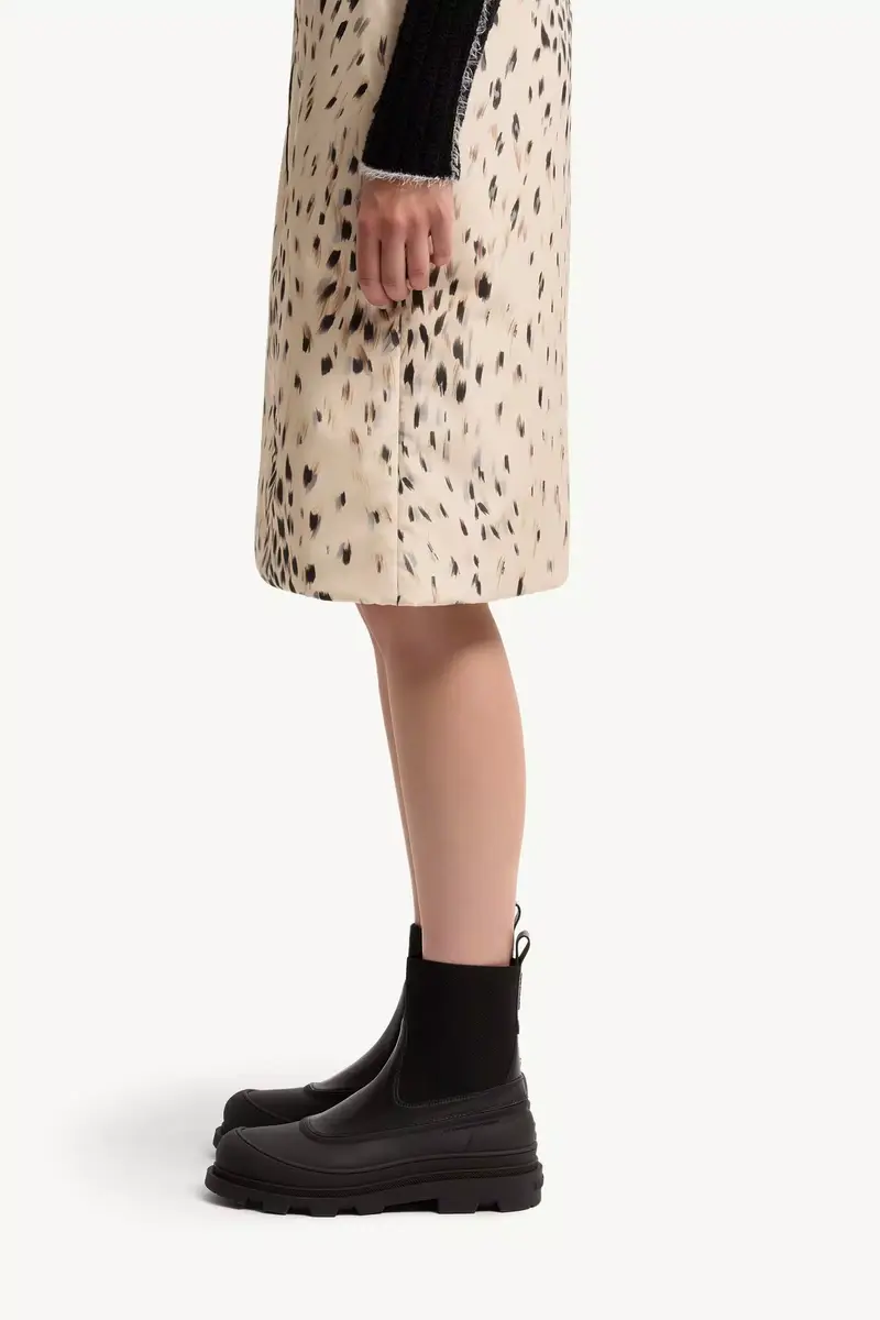 Moncler Animalier Print Padded Knee-length Skirt | Thumbnail 4