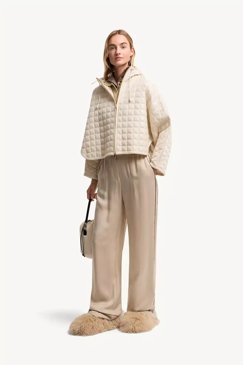 Moncler Hooded Square-quilted Padded Cape | Thumbnail 3 Moncler Hooded Square-quilted Padded Cape | Thumbnail 3