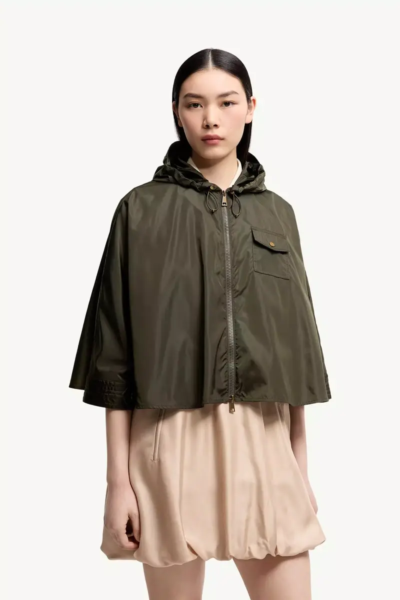 Moncler Hooded Cape | Thumbnail 5 Moncler Hooded Cape | Thumbnail 5