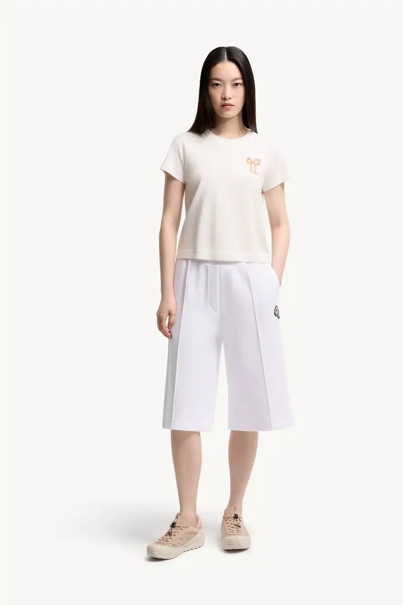 Moncler Embroidered Bow Cotton T-shirt | Thumbnail 2 Moncler Embroidered Bow Cotton T-shirt | Thumbnail 2