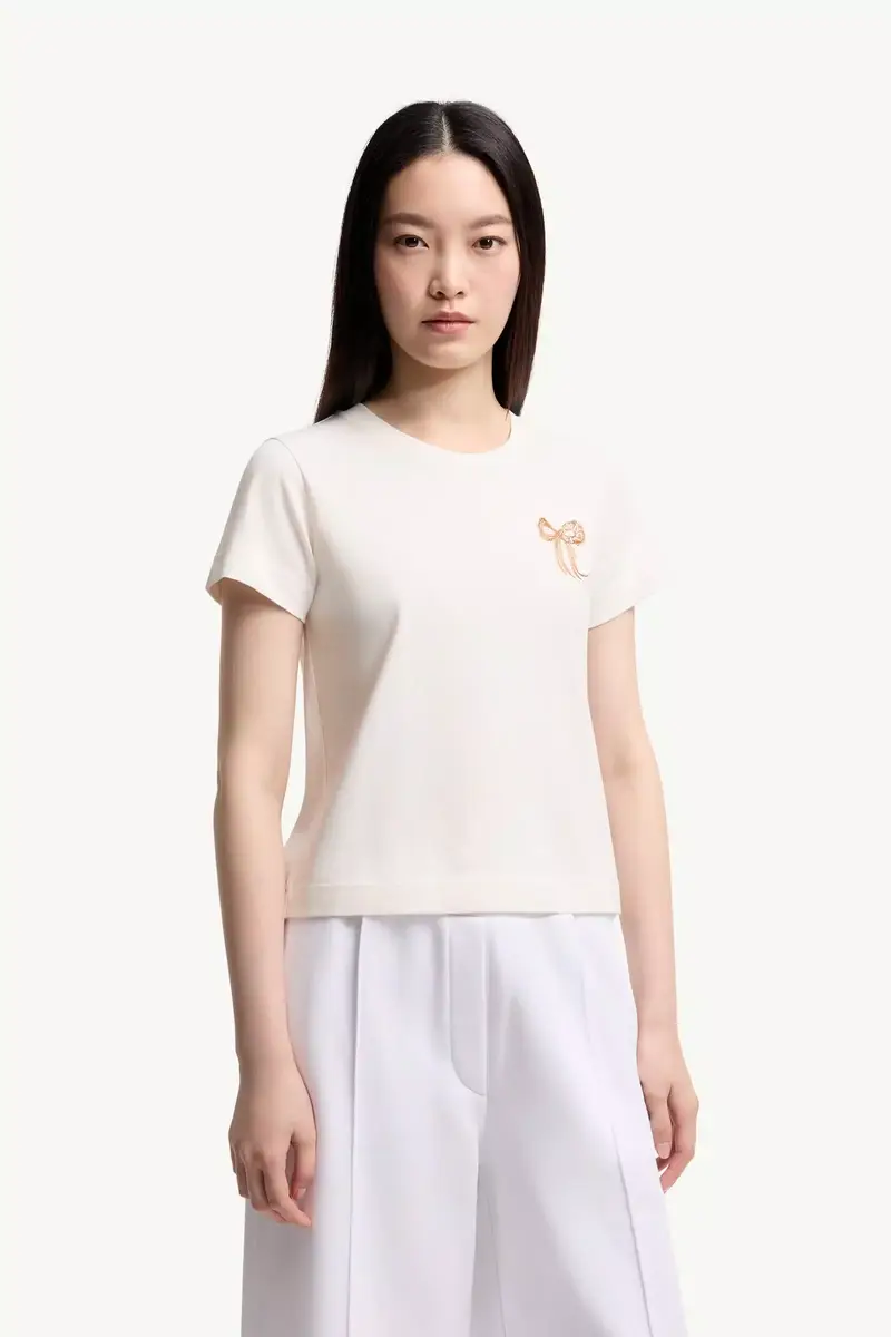 Moncler Embroidered Bow Cotton T-shirt | Thumbnail 4 Moncler Embroidered Bow Cotton T-shirt | Thumbnail 4