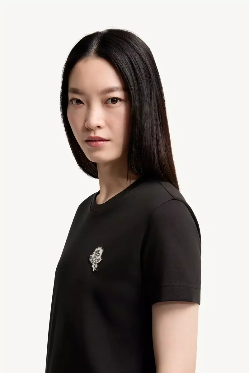 Moncler Logo Patch Cotton T-shirt | Thumbnail 4