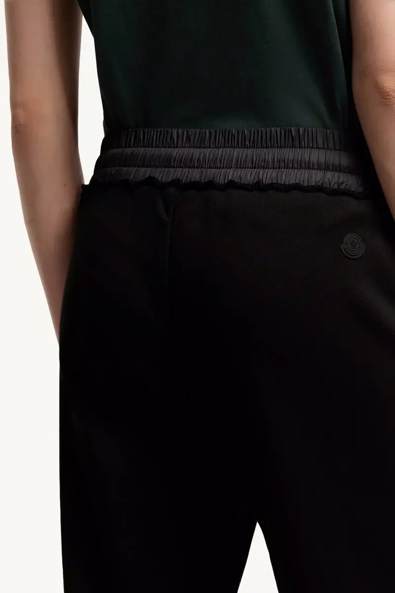 Moncler Logo Cotton Sweatpants | Thumbnail 7